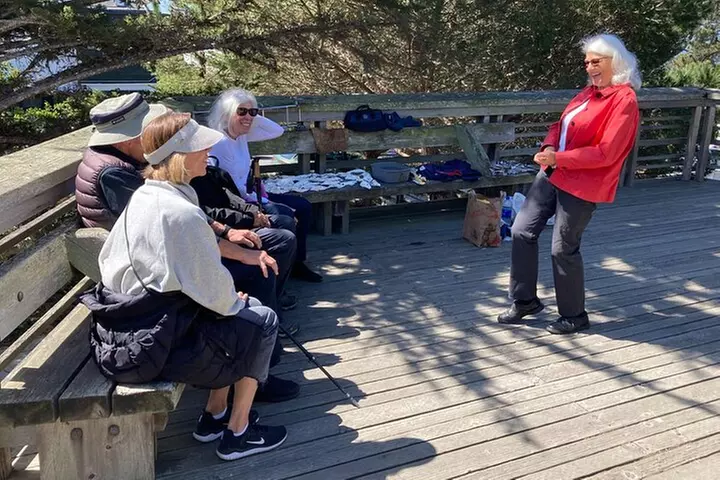 Guided 2-Hour Walking Tour in Carmel by the Sea