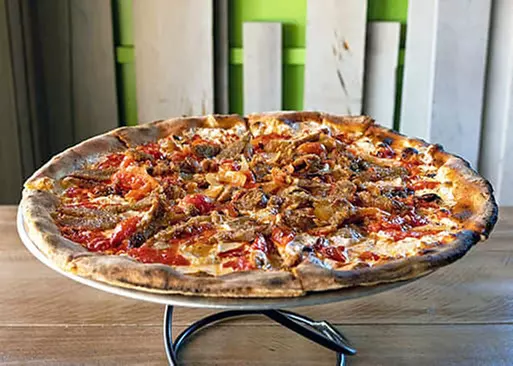 5% Cash Back at Tucci's Pizza