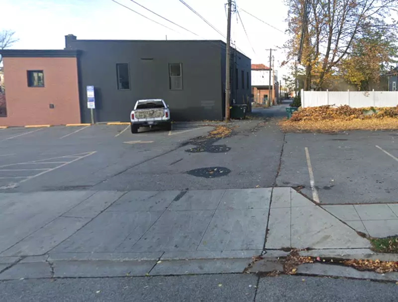 Parking at [IC14] Iron Horse Lot