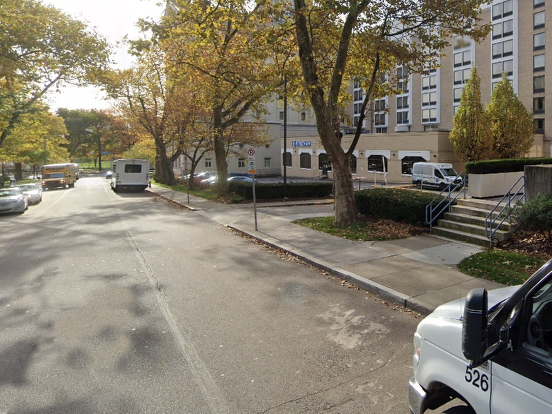 Parking at Courtyard by Marriott Pittsburgh University Center Lot