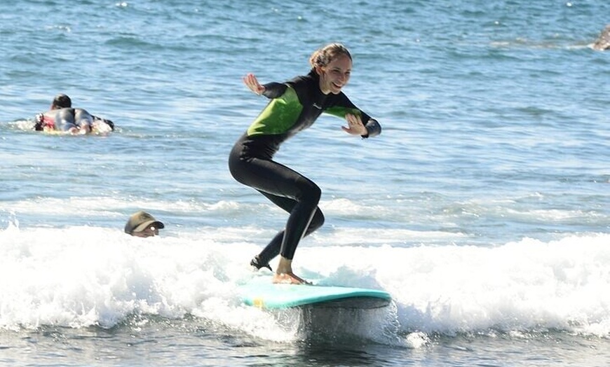 Image 16: Clase de Surf Grupal en Playa de Las Américas con Fotografías