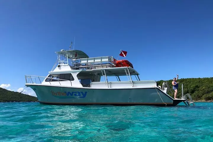 Culebra Power Boat Snorkeling & Beach Tour With Transportation - Primary Image