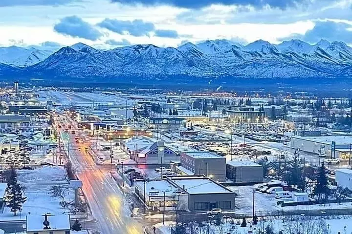 Anchorage City Tour, w/Choc Factory Samplings