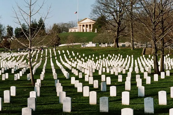 Self Guided Walking Tour of Arlington National Cemetery GPS App