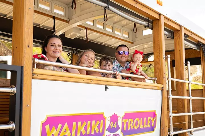 Waikiki Trolley Hop-On Hop-Off Tour of Honolulu