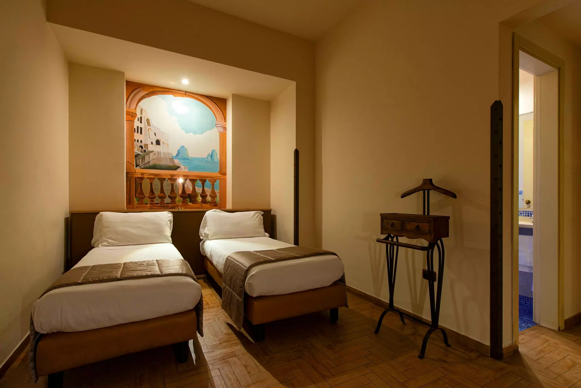 ✈ ITALIE | Naples - Grand Hotel Europa 3*, 2 nuit - City break