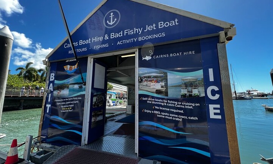 Image 7: Trinity Inlet Self-Drive Pontoon Boat Hire in Cairns