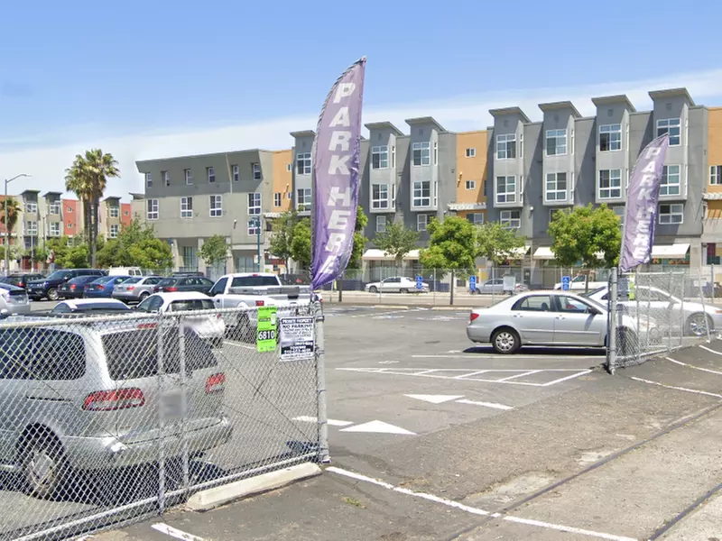 Parking at 533 Kirkham St. Lot