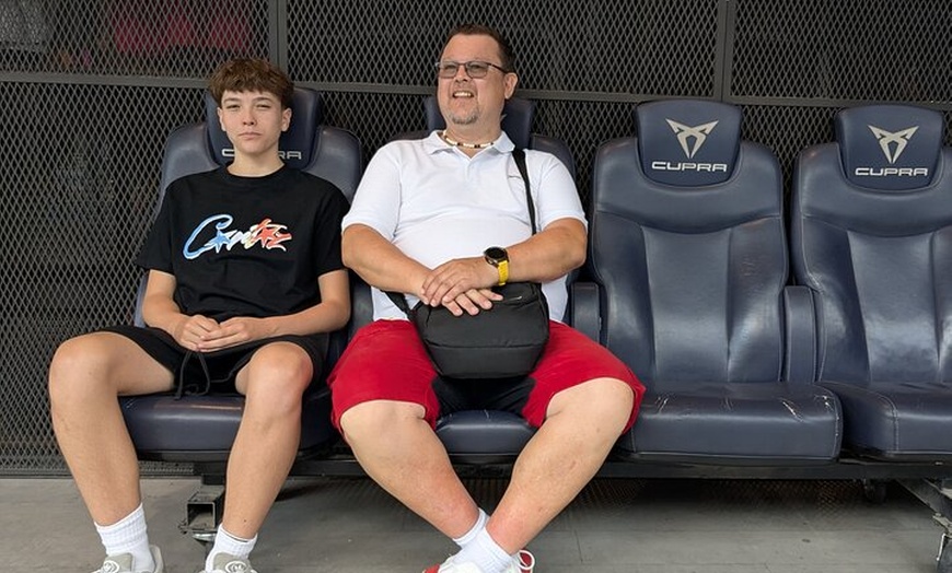 Image 5: Barcelona Football Essentials : De la Gloria a la Base