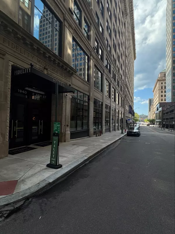 Parking at The Fidelity Hotel Garage - Valet