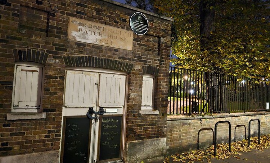 Image 10: London Historical Pub Tour with Pilgrims and Pirates