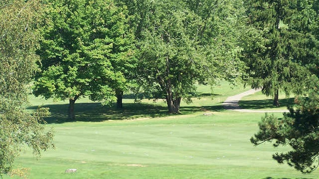 Online Booking - Round of Golf at Linden Hall Golf Course