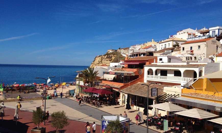 Image 11: ✈ ALGARVE | Carvoeira - Hotel Carvoeiro Plaza 3* - Bord de mer