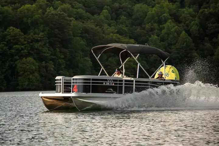 4 Hours Boat Rental at Lakes End Marina on Lake Nantahala - Second Medium