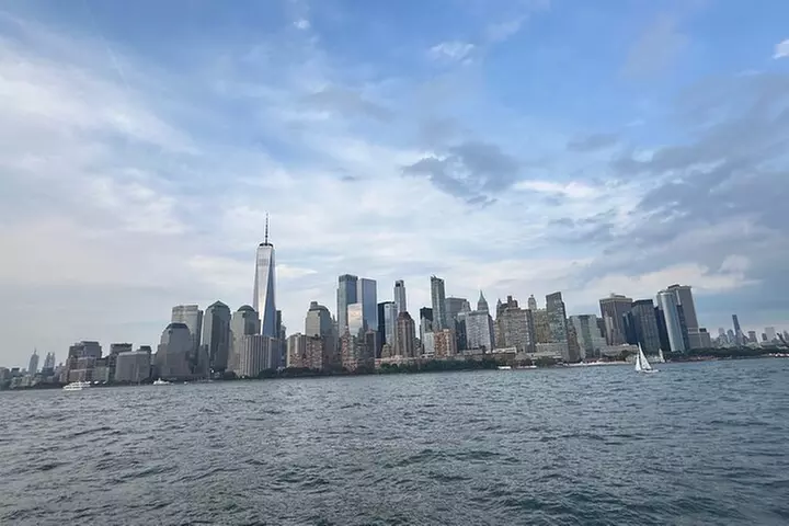 NYC: July 4 Macys Fireworks Cruise over Statue of Liberty