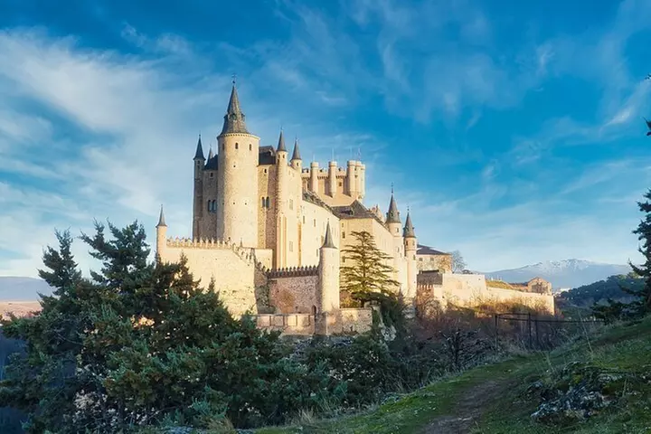 Visita de un día a Ávila y Segovia