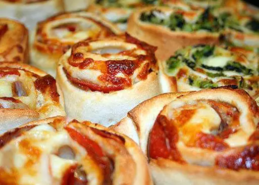 5% Cash Back at Stella's Pizzeria & Cafe
