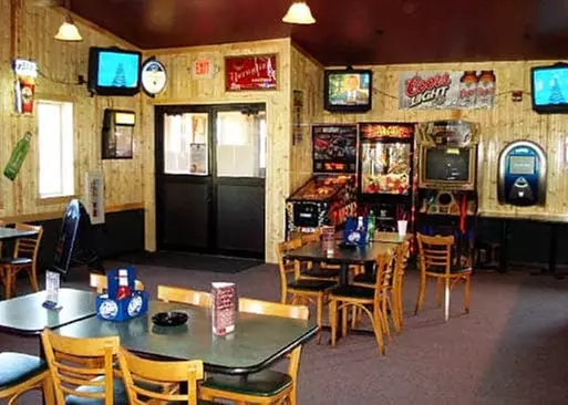 5% Cash Back at Pappy T's Pub & Lounge