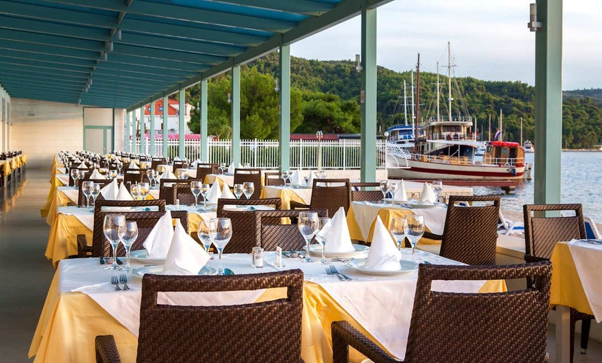 Image 8: ✈ CROATIE | Slano - Admiral Grand Hotel 5* - Bord de mer