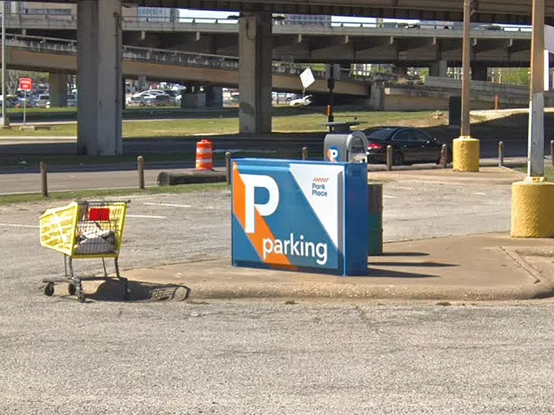 Parking at 601 N. Hawkins St. Lot