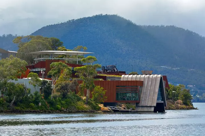 Hobart City Sightseeing Tour including MONA Admission
