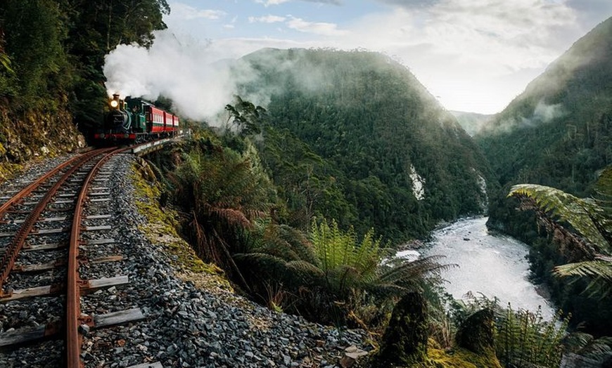 Image 1: King River Raft & Steam Experience