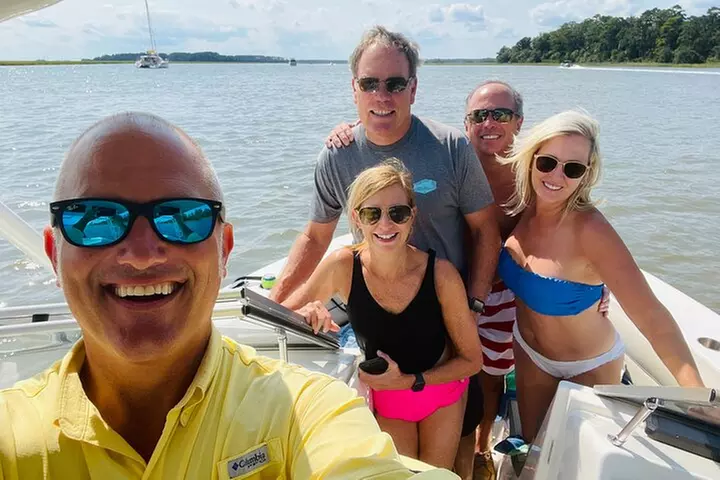 2-Hour Private Hilton Head Dolphin Watching Cruise