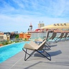 Image 1: ✈ ESPAGNE | Barcelone - B-Hotel 3*, 2 nuit - Piscine en rooftop
