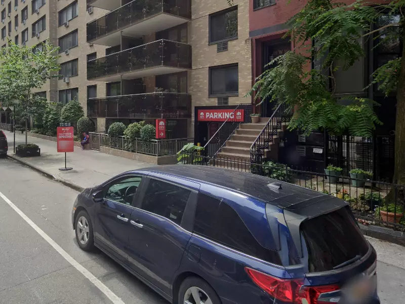 Parking at City Parking - 16 West 16th Street Garage LLC