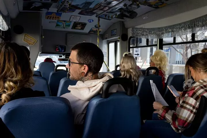 Small-Group Sightseeing Driving Tour of Nashville