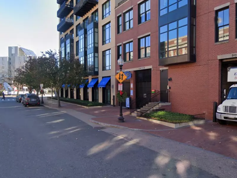 Parking at Atelier 505 Garage - Keys Held