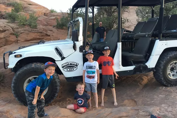 Moab's Original Hummer Adventure: Hell's Revenge Trail Experience