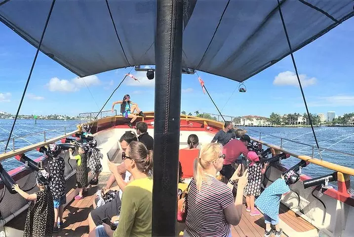 1-Hour Interactive Pirate Cruise (arrive 30 minutes early)