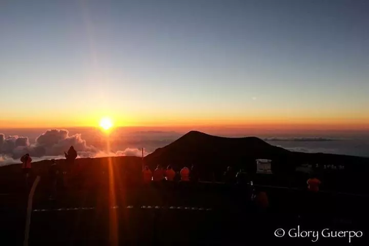 Mauna Kea Arnott's Adventures