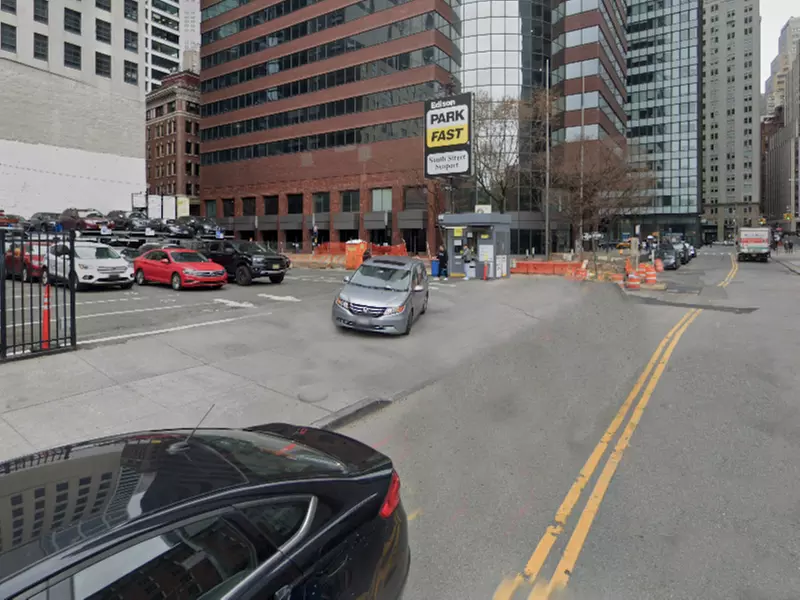 Parking at Edison ParkFast - 167 Front St. Lot - Second Medium