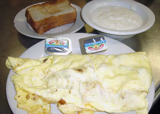 5% Cash Back at Bear E Patch Cafe West - Primary Image