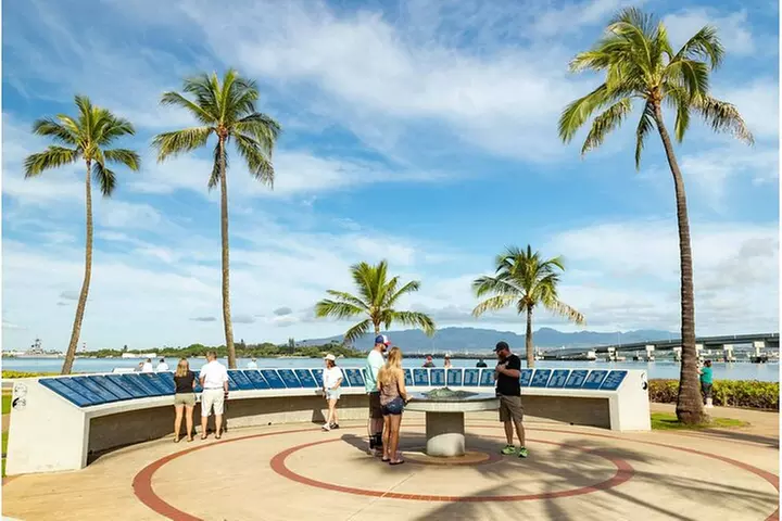 Pearl Harbor with USS Arizona and Hawaiian Kingdom History Tour