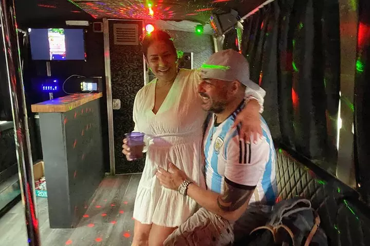 Miami Party Bus Tour: Wynwood, Brickell & Little Havana