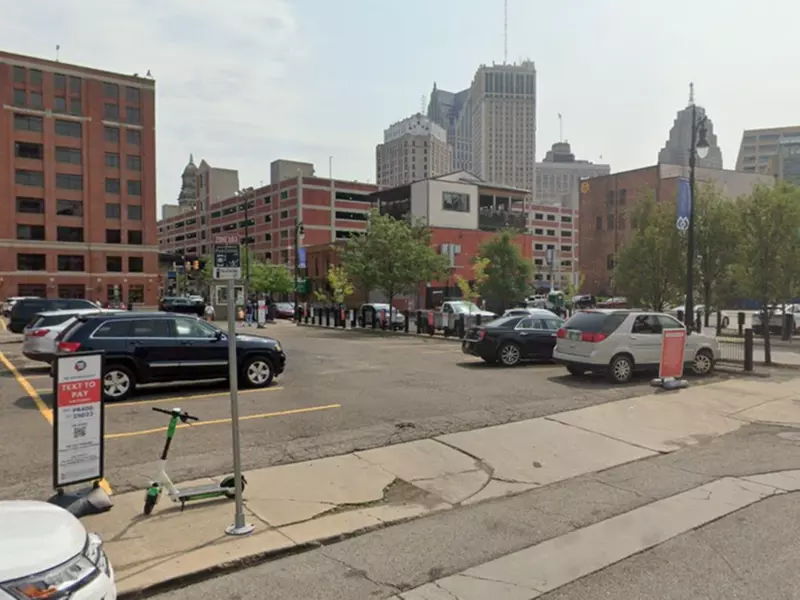 Parking at 400 Macomb St. Lot