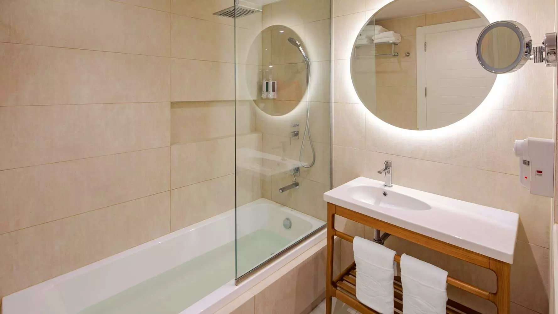 ✈ DOMINIKANISCHE REPUBLIK | Uvero Alto - Grand Sirenis Punta Cana R...