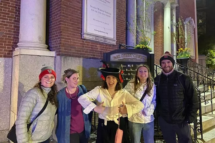 Haunted Boston Booze and Boos Ghost Walking Tour