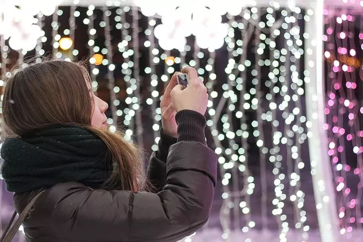 Holiday Scavenger Hunt in Elizabeth by Holly Jolly Hunt
