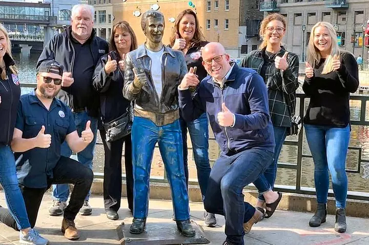 Discover Iconic Milwaukee Tour