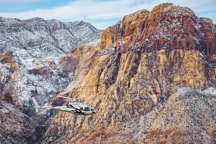 Red Rock Canyon Helicopter Air-Only Tour in Las Vegas