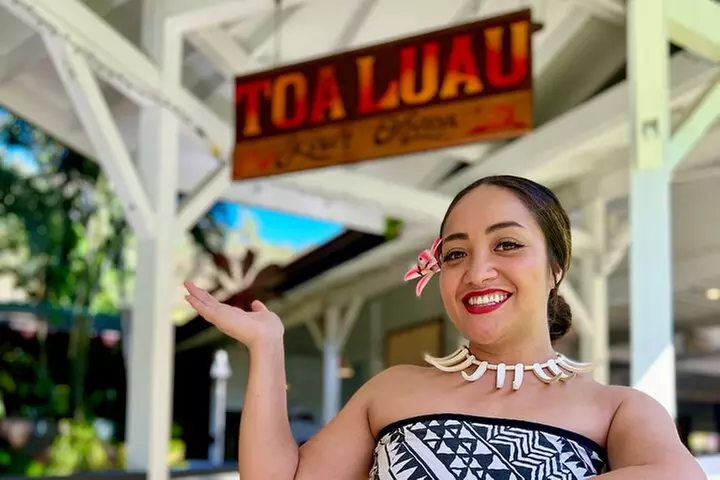 Toa Luau at Waimea Valley, Oahu