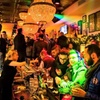 Image 3: Berlin : Silvester Pub Crawl mit 2 Stunden Open Bar
