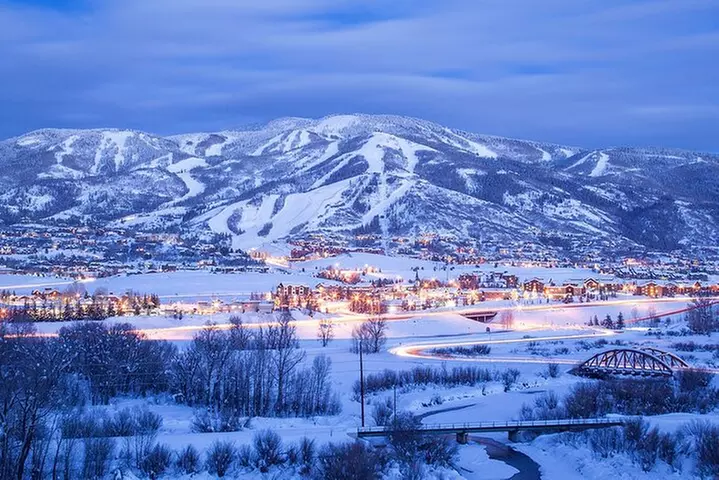 Private Transfer Denver Airport DEN to Hot Ski Resorts