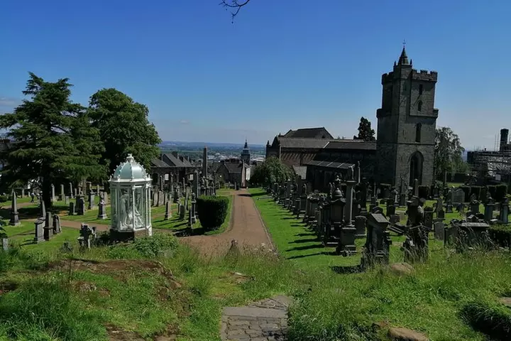 Stirling Old Town Daily Walking Tour (11am & 2pm)