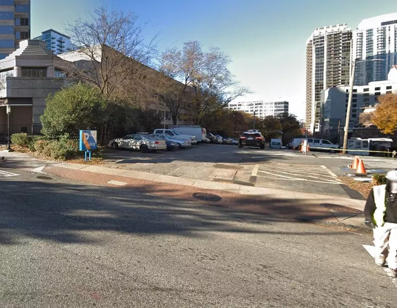 Parking at Lot 41 - Primary Image