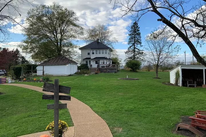 Private Loudoun County Wine Tour from DC with Stops at 3 Wineries